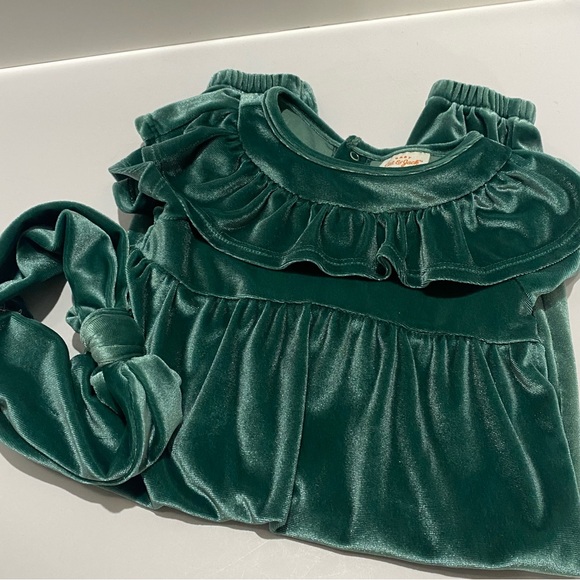 Baby Cat & Jack 6-9M Silky Green Velvet Jumpsuit & Headband Snap Crotch Ruffle - Picture 1 of 8